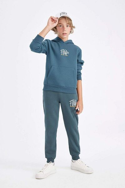 DeFacto Dickes Schul-Sweatshirt mit Kapuze und bedruckter Tasche für Jungen C7560a824au