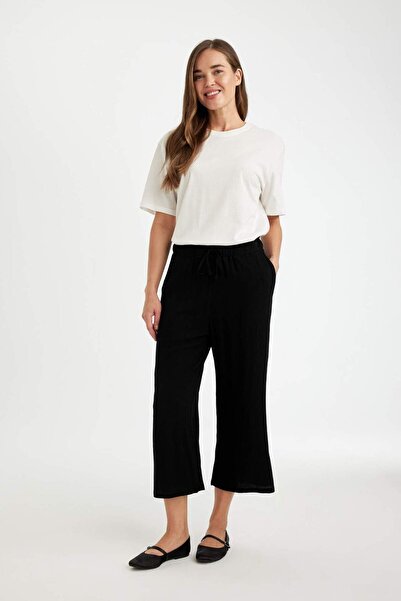 DeFacto Regular Fit Crop Fit Krinkıl Viskon Kapri D5895AX24HS