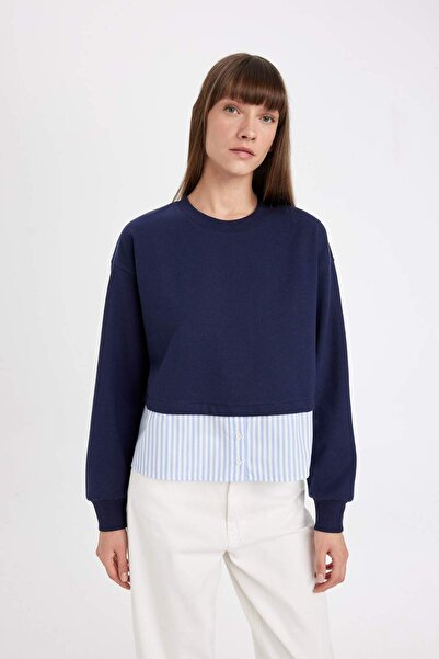 DeFacto Relax Fit Bisiklet Yaka Etek Ucu Detaylı Basic Düz Sweatshirt D5747AX24AU