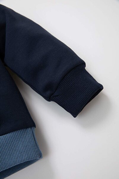 DeFacto Erkek Bebek 2li Takım Baskılı Bisiklet Yaka Sweatshirt Üst Beli Lastikli Jogger Eşofman Altı D2938a5