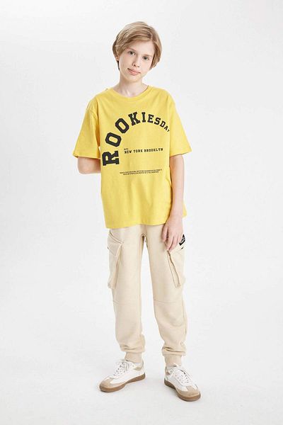 DeFacto Jungen Cargo-Taschen, elastische Taille, Schultaschen, Jogger-Jogginghose C7227A824AU
