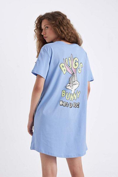 DeFacto Looney Tunes Regular Fit Crew Neck Short Sleeve Nightshirt -Fall in Love D3186Ax24Hs