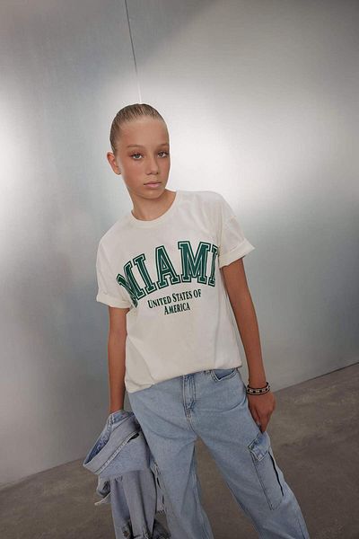 DeFacto Girls' Relax Fit Crew Neck Letter Printed Short Sleeve T-Shirt C8283A824Au