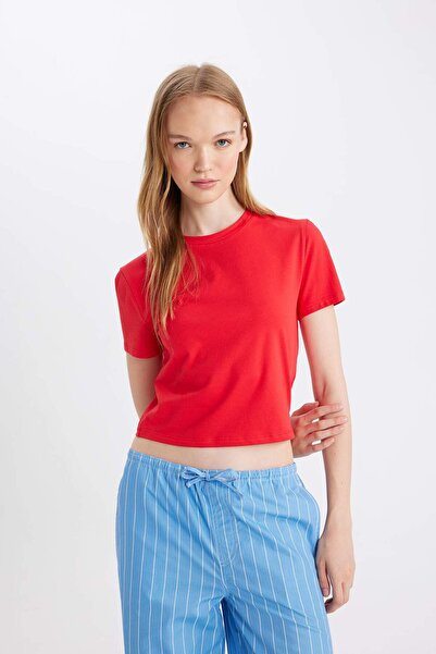 DeFacto Coool Fitted Crew Neck Basic Plain Short Sleeve T-Shirt Z8790Az24Au