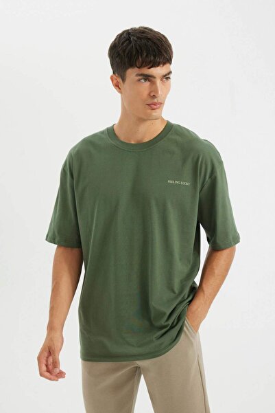 DeFacto 100% Cotton Oversize Wide Fit Crew Neck Back Printed Short Sleeve T-Shirt D2587Ax24Au