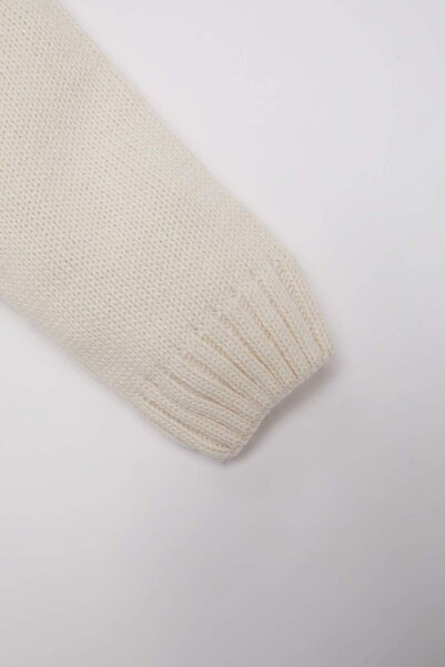 DeFacto Erkek Bebek Bisiklet Yaka Nakışlı Triko Kazak C8870A524WN