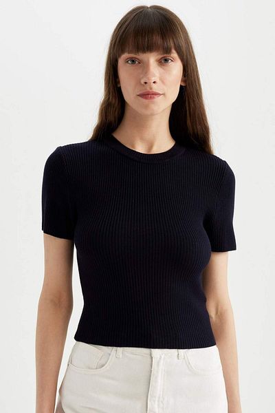DeFacto Crop Crew Neck Basic Plain Ribbed Short Sleeve Knitwear Sweater C5638Ax24Au
