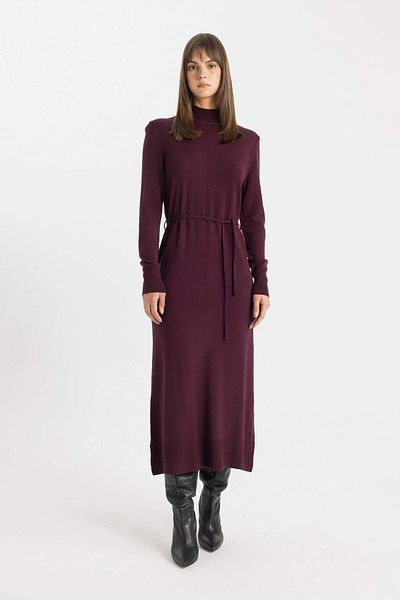 DeFacto Regular Fit Half Turtleneck Basic Plain Slit Long Sleeve Maxi Knitwear Dress A9807Ax24Wn