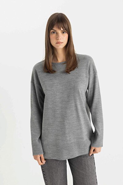 DeFacto Regular Fit Bisiklet Yaka Yırtmaçlı Basic Düz Triko Kazak Tunik C5165AX24AU