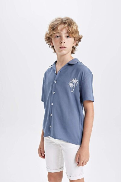 DeFacto Erkek Çocuk Oversize Geniş Kalıp Polo Yaka Viskon Kısa Kollu Gömlek C1811A824SM