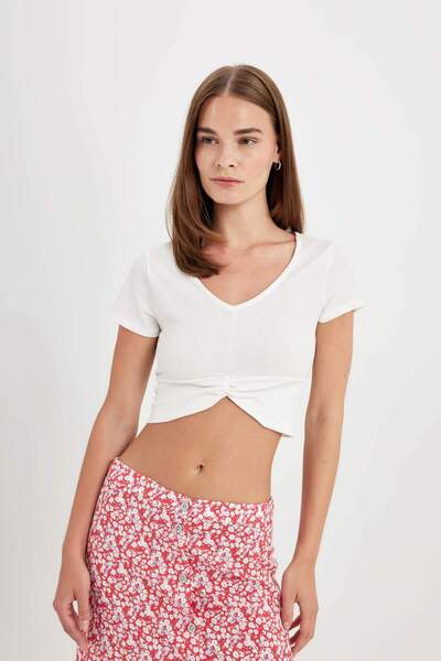 DeFacto V-Neck Slim Fit Wrap Short Sleeve T-Shirt - D2911AX24SM