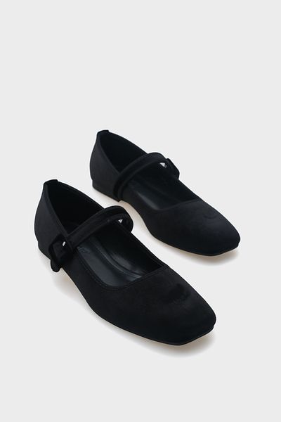 Capone Outfitters Women's Black Velvet Ballerinas with Buckle Detail