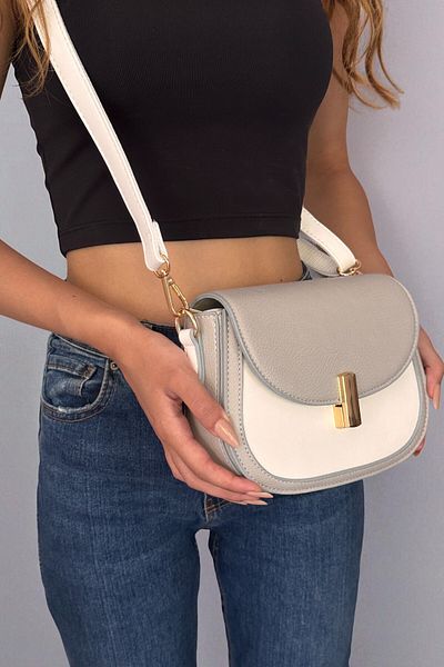 Classbag Geantă de umăr ovală modernă gri și albă pentru femei, cu detaliu de capac cu cataramă