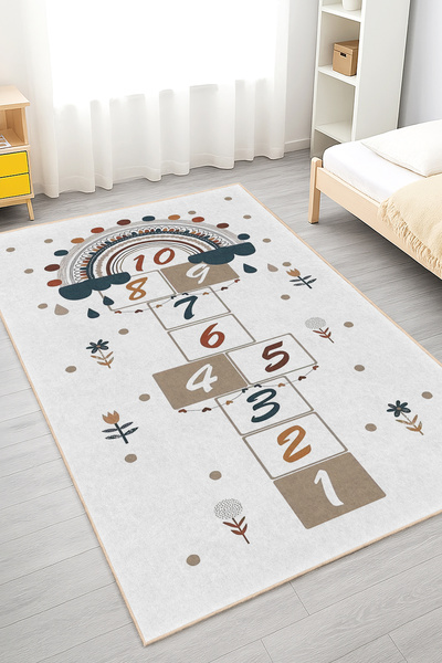 Realhomes Renkli Zıp Zıp Oyunu Desenli Çocuk Odası Yıkanabilir Kaymaz Taban Halı