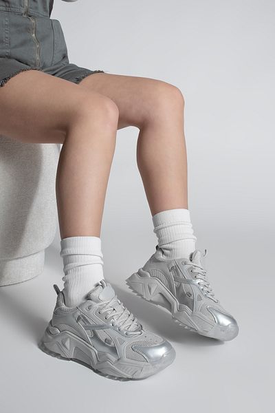Marjin Pizen Silver Damen-Sneaker – Sportschuhe mit dicker Sohle und Schnürung