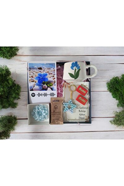 MARMORİ MARMORİ MAVİ EL YAPIMI SERAMİK KUPALI SONSUZLUK GÜLLÜ EPOKSİ ANA. MUMLU ÇİKOLATALI HEDİYE SETİ