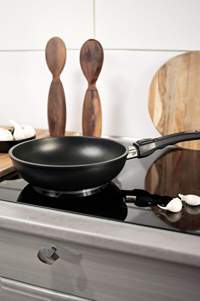 AMT مقلاة صوص 20 سم / عمق 6 سم