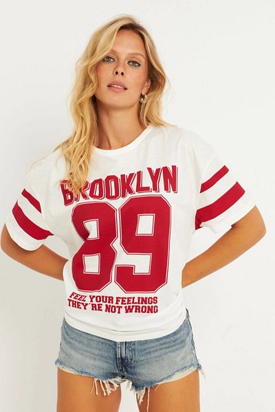 Cool & Sexy Women's Ecru Printed T-Shirt AYD323