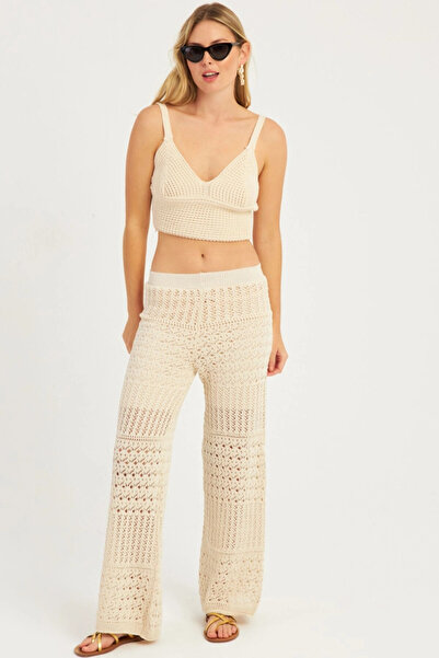 Cool & Sexy Women's Ecru Curved Knitwear Pants YZ3062