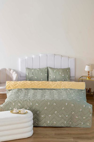 Rivaİstanbul غطاء سرير مبطن من القطن بيكو وغطاء سرير مزدوج من Green Daisy