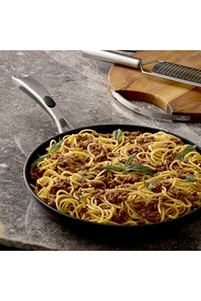 Jumbo New Moment Diamond Siyah Tava 24 Cm