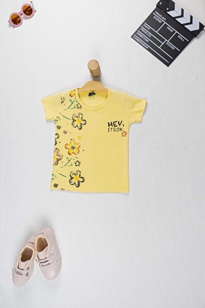 Yalçınoğlu Kids Cheerful Summer Style Girl's Set I Floral T-Shirt and Colorful Shorts Set I Summer Double Combination