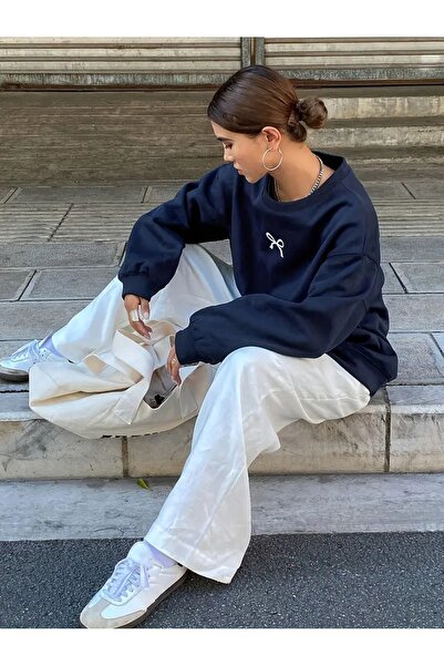 CLAYES Navy Blue Oversize Sweatshirt - Minimal Bow Printed, Crew Neck