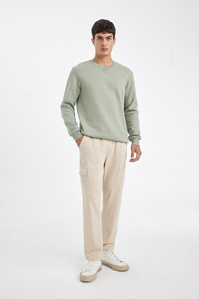 DeFacto Jogginghose Slim Fit Enge Passform mit Cargotaschen Gerades Bein D6090AX24AU
