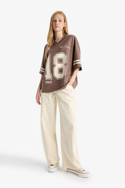 DeFacto Coool Oversize Wide Fit V-Neck Printed Short Sleeve T-Shirt F7912Ax25Au