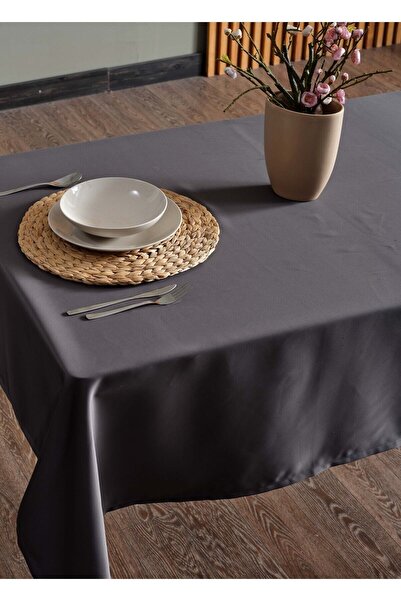 Miabella Home 140x110 Cm Satin Tablecloth