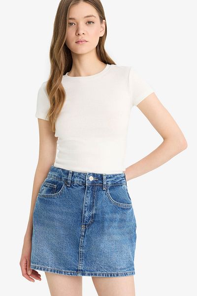 DeFacto Coool Fitted Basic Plain Rib Short Sleeve T-Shirt E0288Ax25Sm