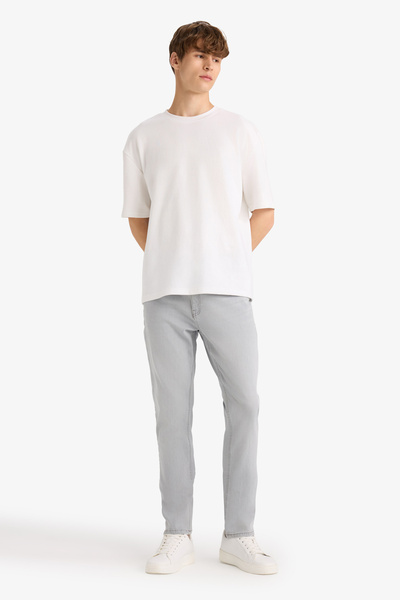 DeFacto Pedro Slim Fit Tight Fit Normal Waist Narrow Leg Jean Pants F2988Ax25Au