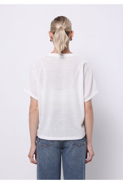 Colin's Relax Fit Round Neck Pocketless Plain Women's White Bat T-Shirt