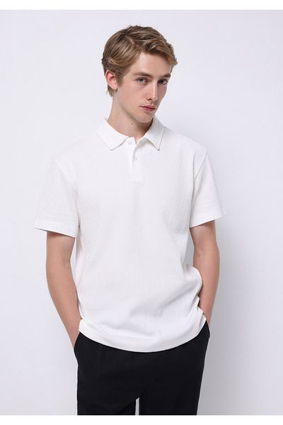 Colin's Comfort Fit Polo Neck Plain Men's White Short Sleeve T-Shirt