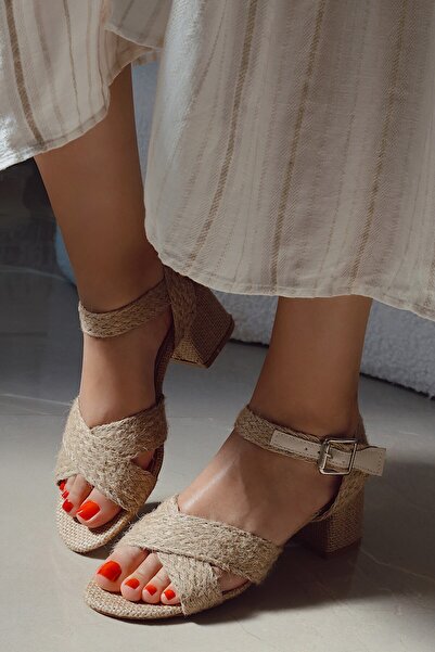 POLKA STORE Straw Low Heel Summer Comfortable Straw Sandals Women's Shoes