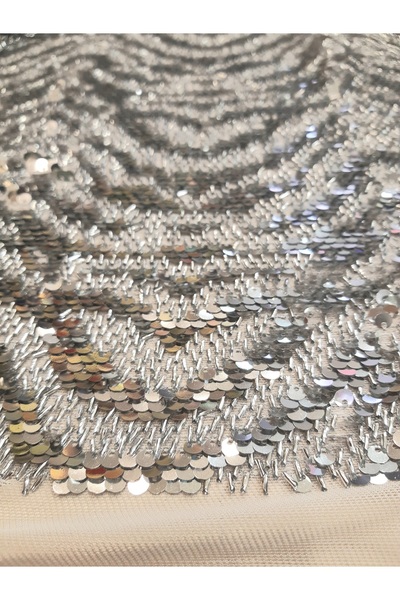 Safir Kumaş Abiyelik Yumuşacık Ve Likralı Yoğun Pul Payet İşlemeli 2.5 Metre