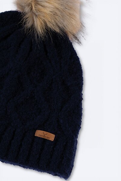 Nordbron Жіноча темно-синя шапка з помпоном, зимова, гладка, м'яка, вовняна, з логотипом, базова, з візерунком Nolly.