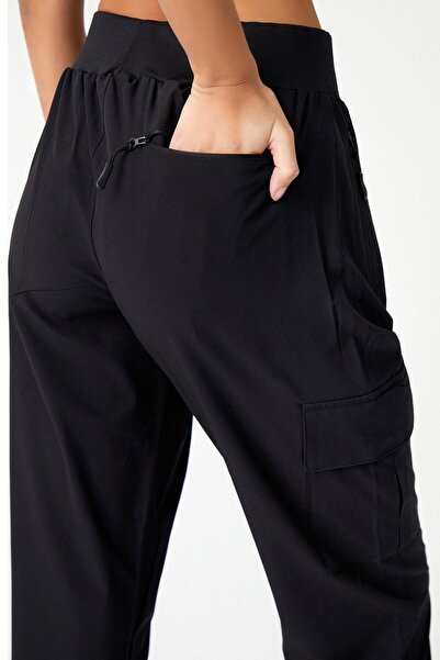 Los Ojos Women's Black Cargo Pocket Jogger Pants with Elastic Waist and Legs Cargo