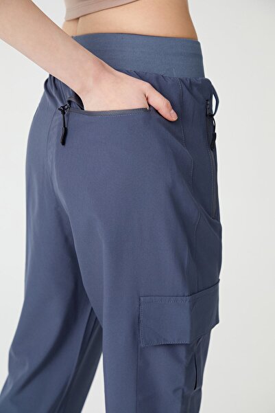 Los Ojos Women's Anthracite Cargo Pocket Jogger Pants with Elastic Waist and Legs Cargo