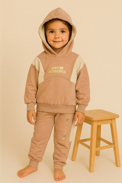 Turan طقم بناتي بغطاء للرأس