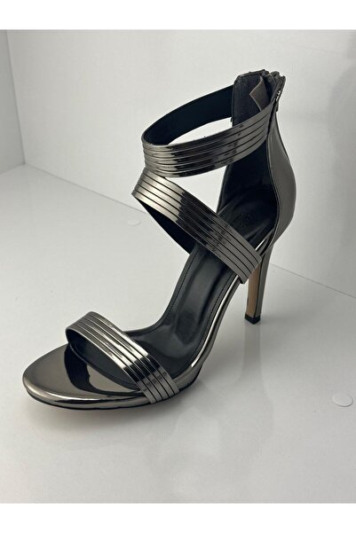 shop Şık çift bantlı topuklu ayakkabı