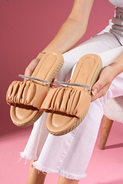 FUGA MODA Biyanca Nude Stone Embroidery Belt Detailed High-Sole Slippers