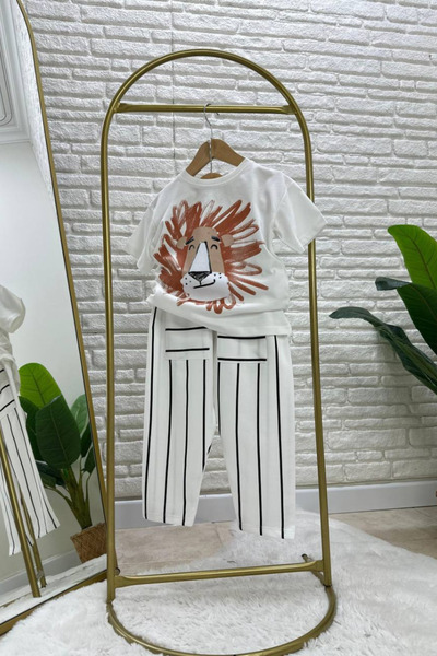 Yerel Üretici بدلة الأسد الملك