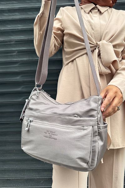 Just Polo Women's Multi-Compartment Messenger Bag