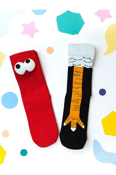MODA 2-Piece Chicken Feet and Red Porthole Socks
