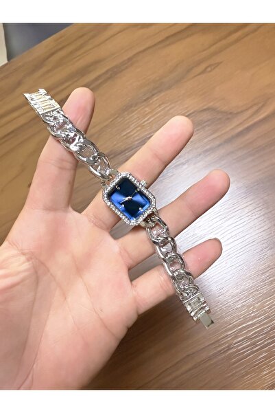 LOOQ New Women's Wristwatch with Stone Detail