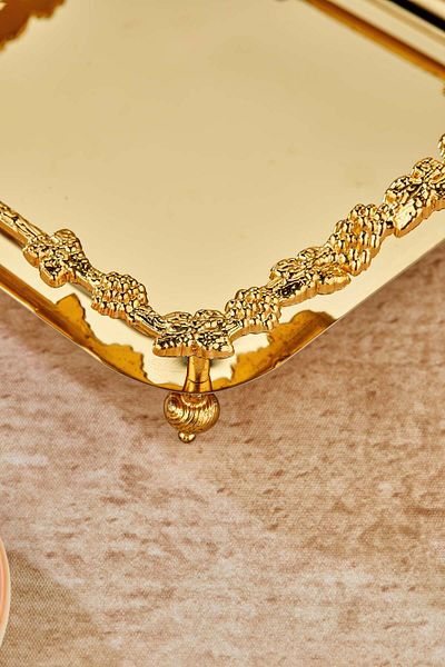 Turkco Grape Series Metal Presentation Promise Engagement Tray, Gold Tray Gold Accessory