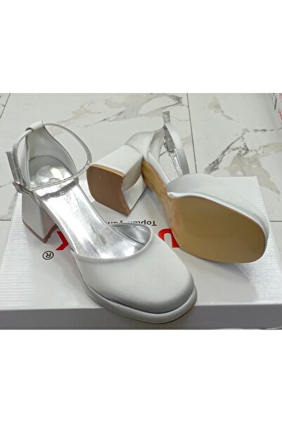 uğurtek platform tabanlı kalın ökçeli klasik kadın abiye aykkabı