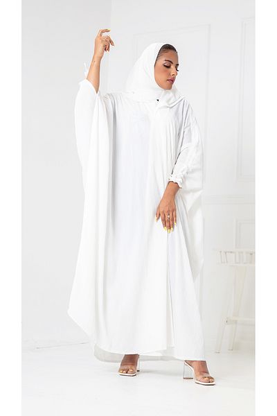 outline Elegant and comfortable white crepe abaya with bisht