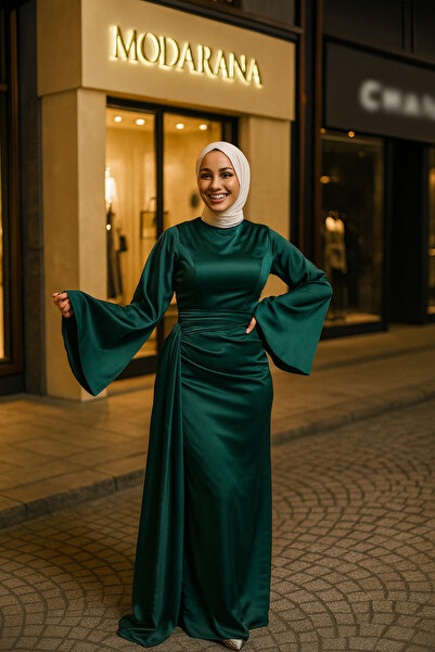 Modarana Kuyruklu Saten Yan Detaylı Tesettür Abiye